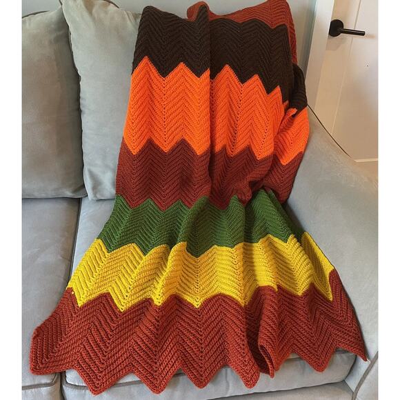 Decorative Knitted Fall Throw Blanket Zigzag Afghan Bedding Boho Hippie Sofa - Picture 2 of 3